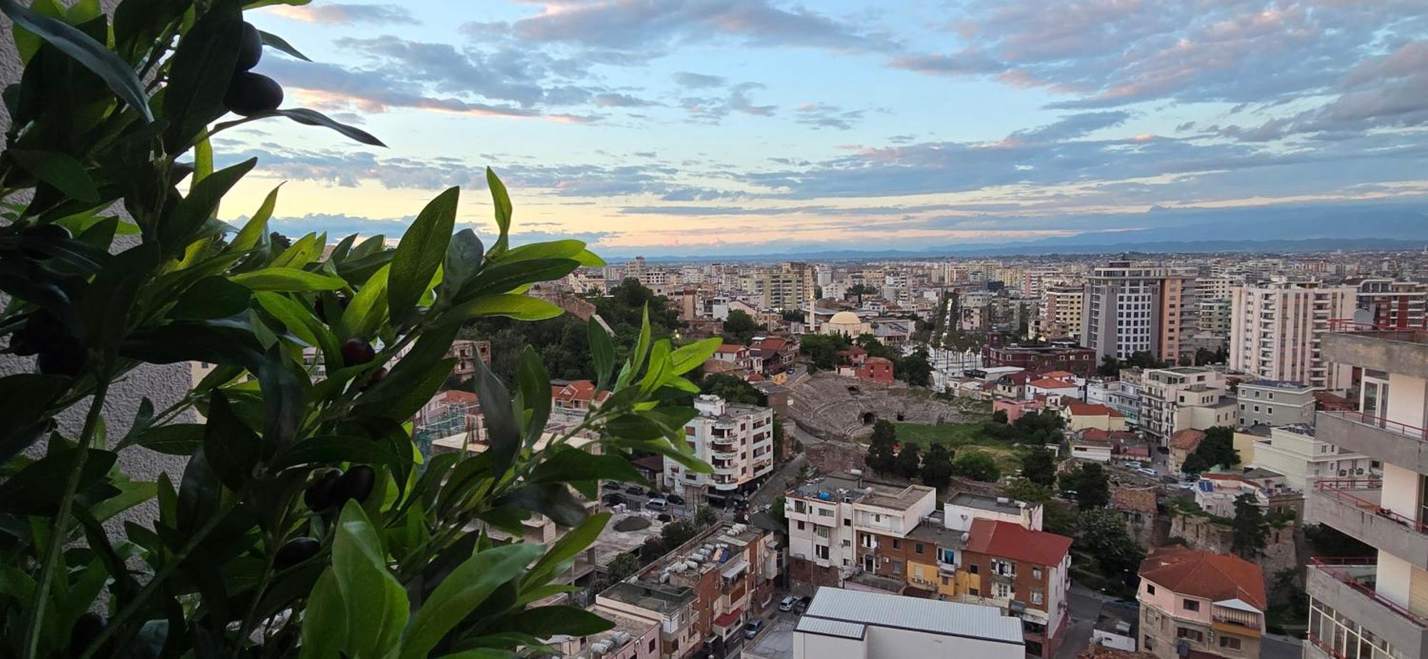 Durres City Apartment, City Center & Close To The Beach Εξωτερικό φωτογραφία